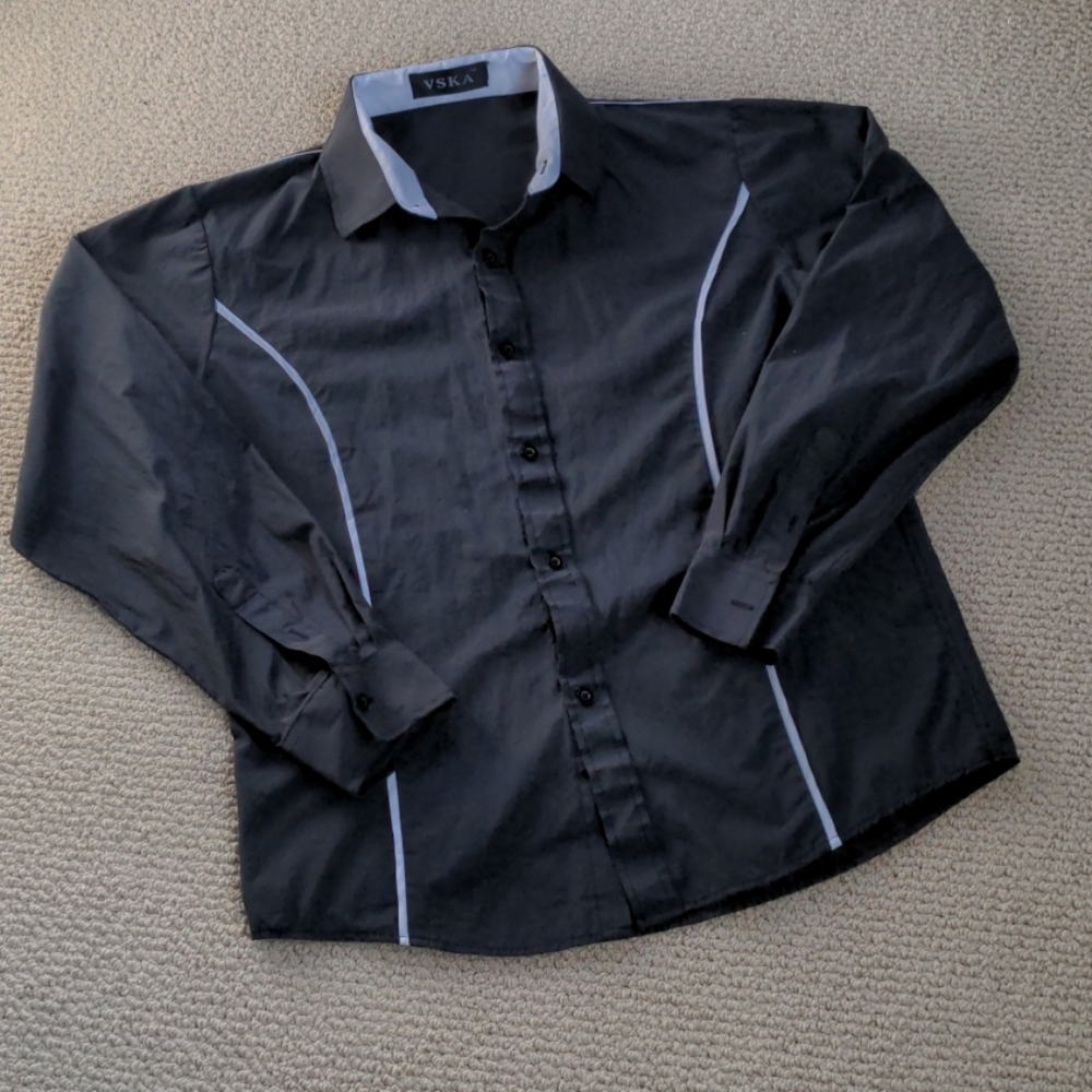 VSKA Fashion Button Down Size Small